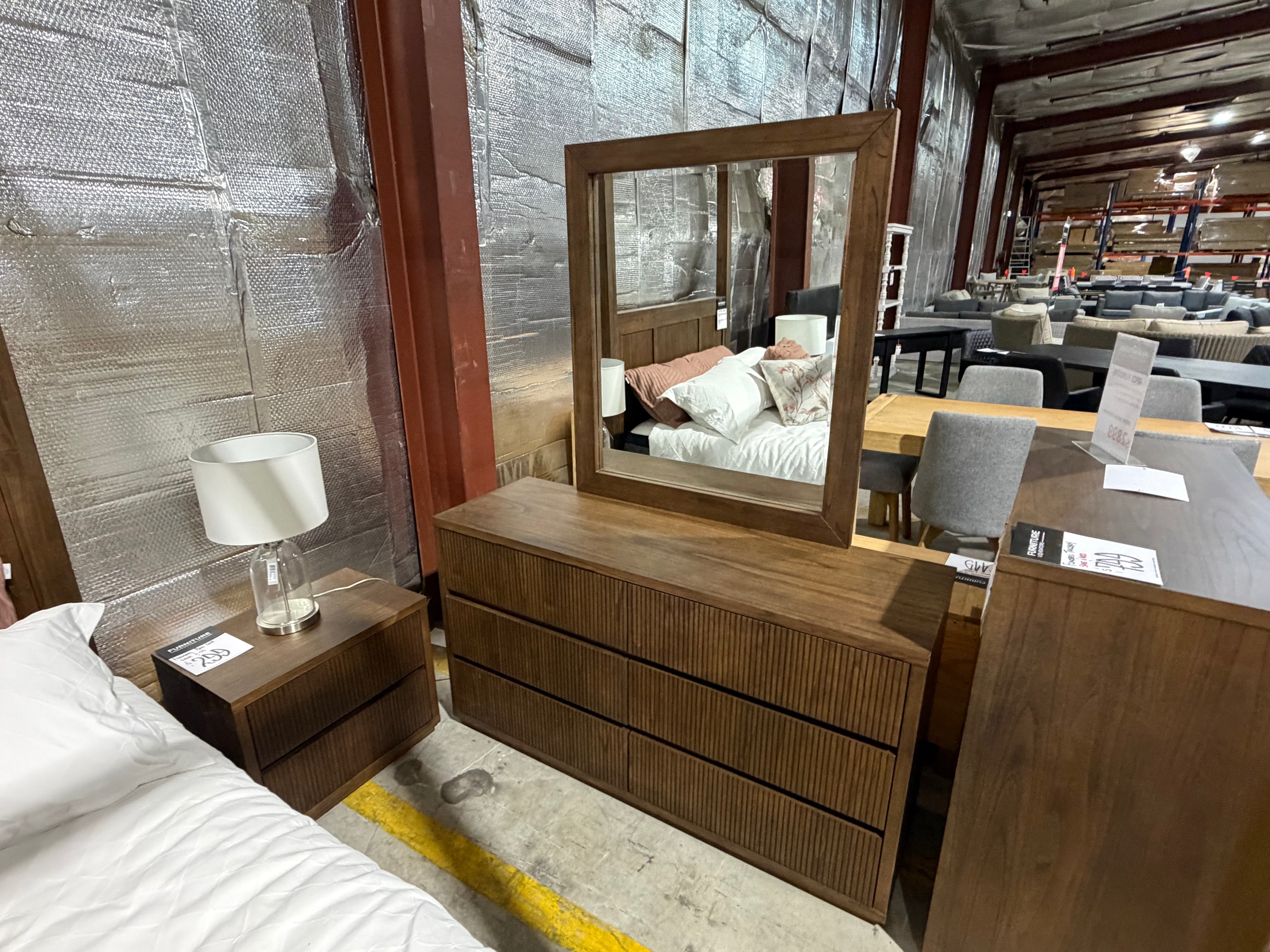 Flinders dressing table inc mirros in Pecan finish