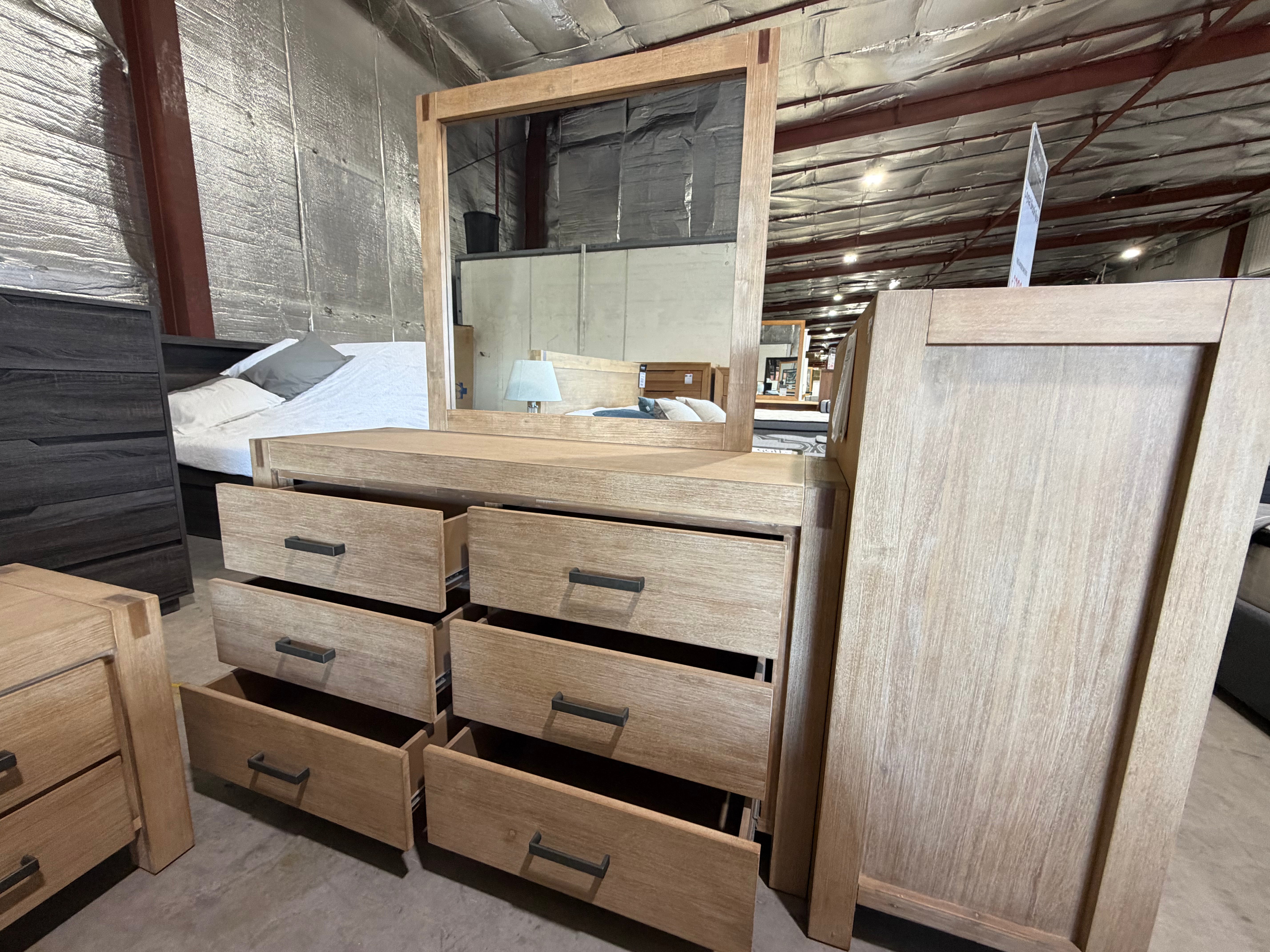 Crystalbrook dressing table inc mirror in acacia timber