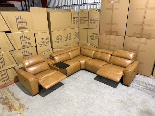 Arlo Modular Lounge With 2 Dual Motion Electric Recliners in Tan