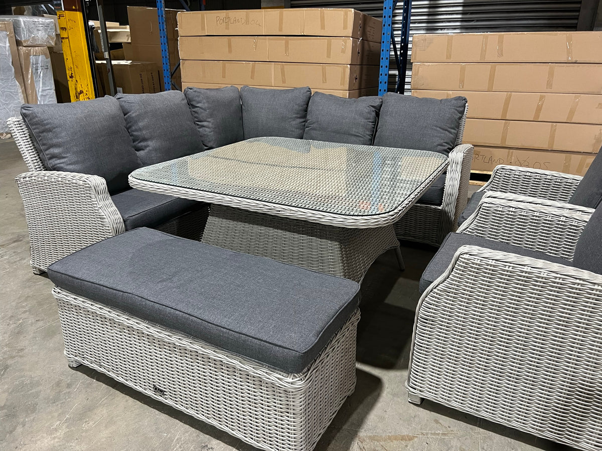 Clippings Furniture Liquidators Warehouse – OHYDHC