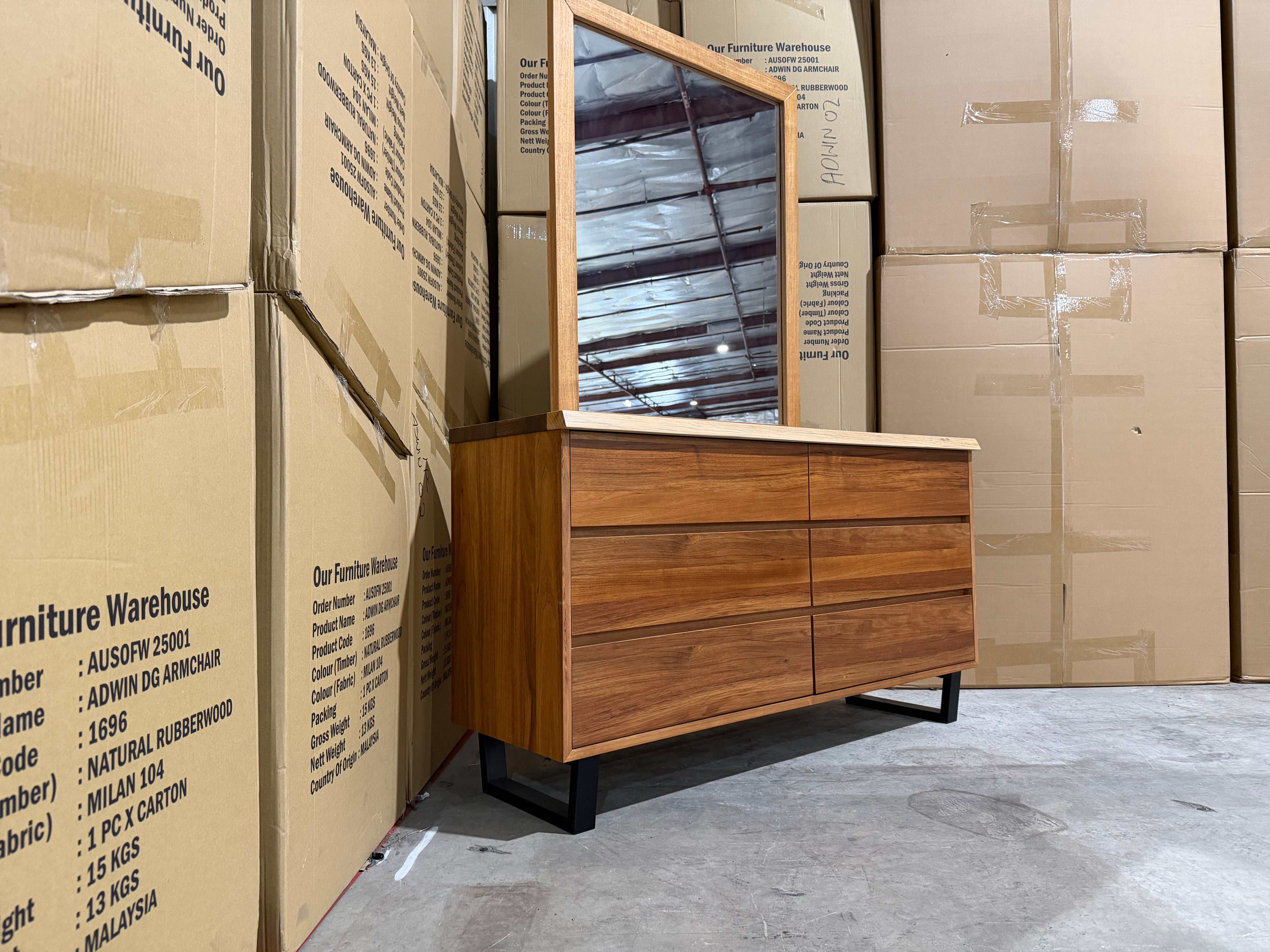Highland 4 Piece Bedroom Dresser Suite