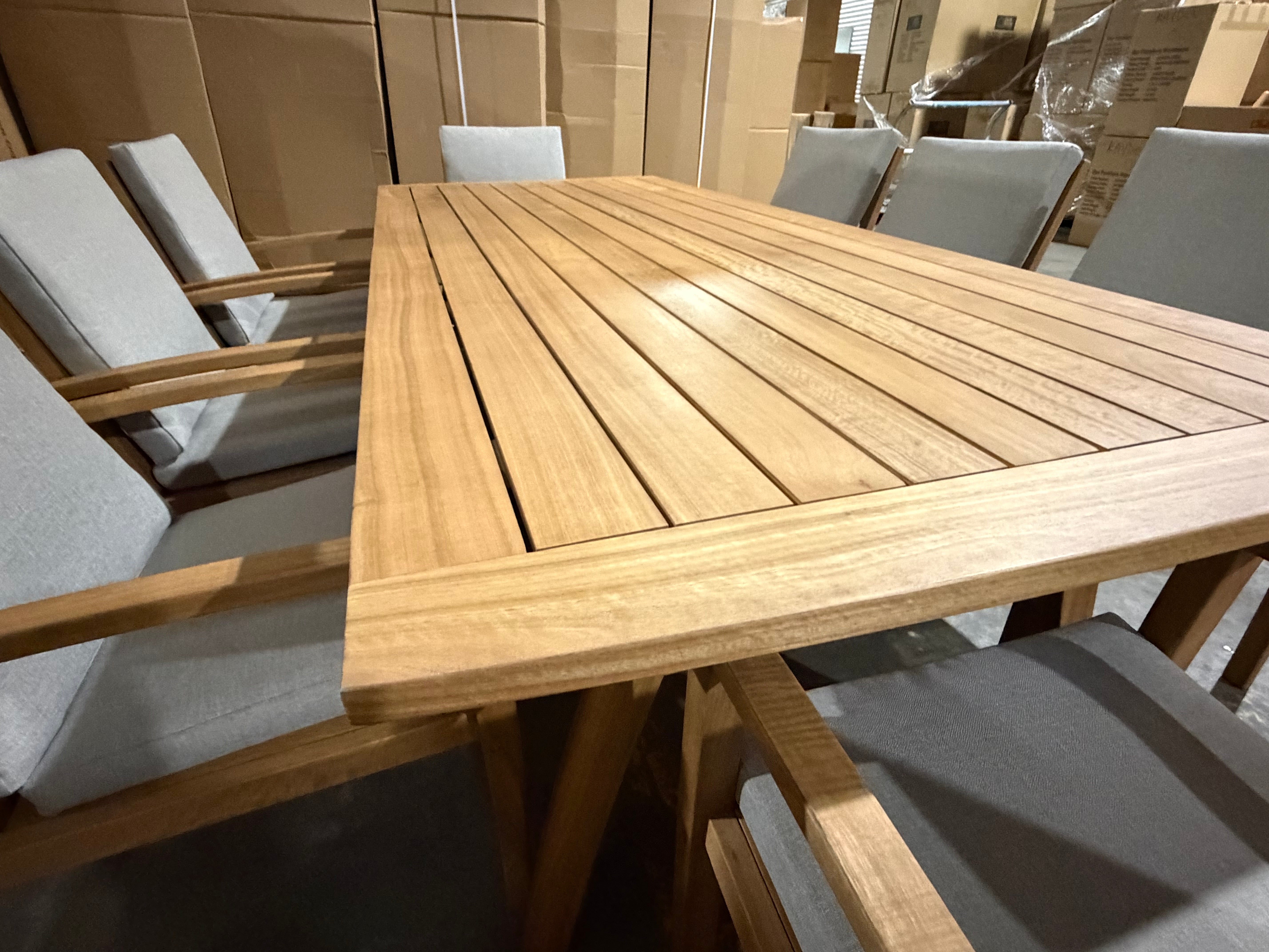 Sawyer 9pce Outdoor Setting 2400 table 8 X Chairs