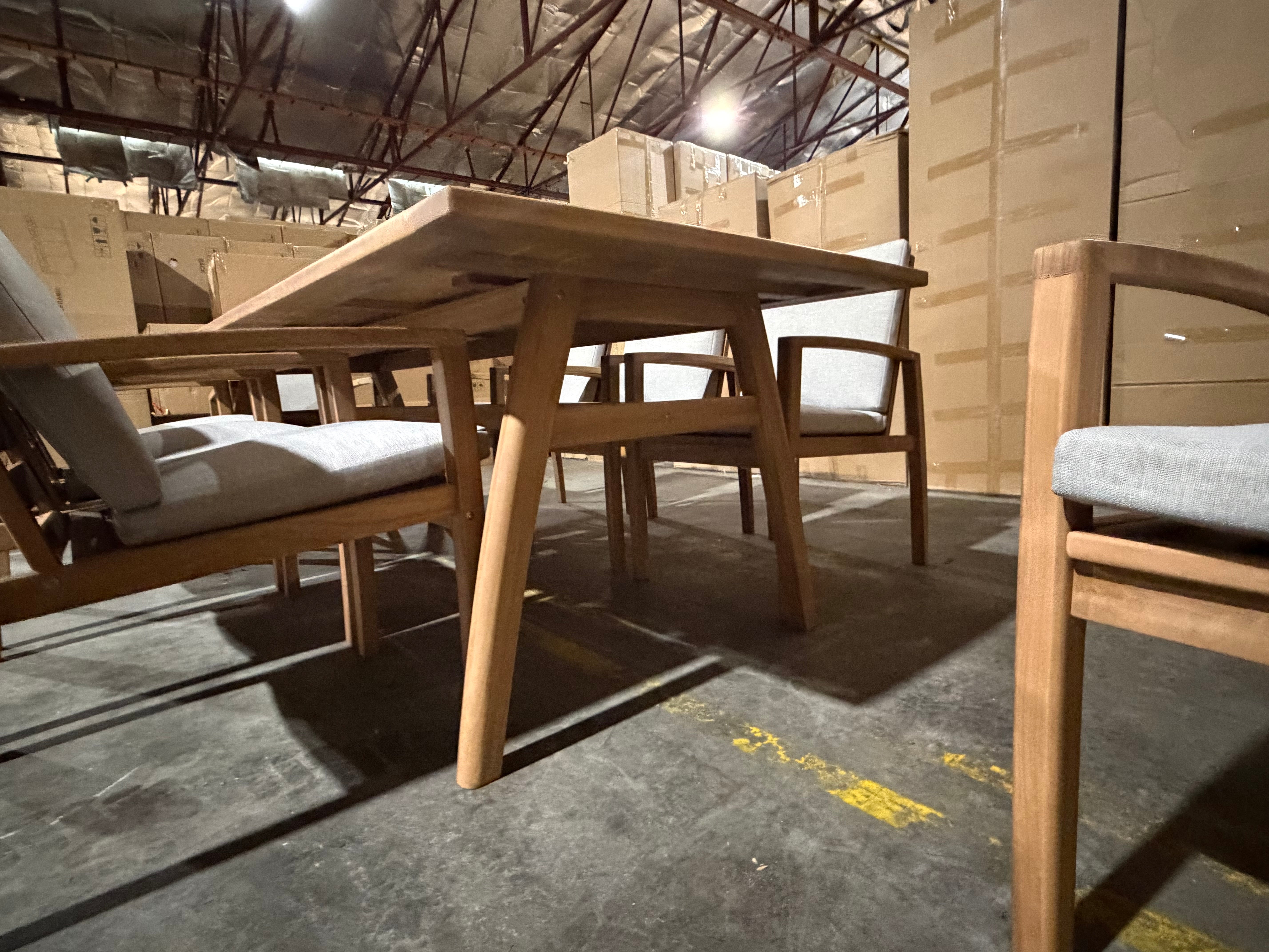 Sawyer 9pce Outdoor Setting 2400 table 8 X Chairs