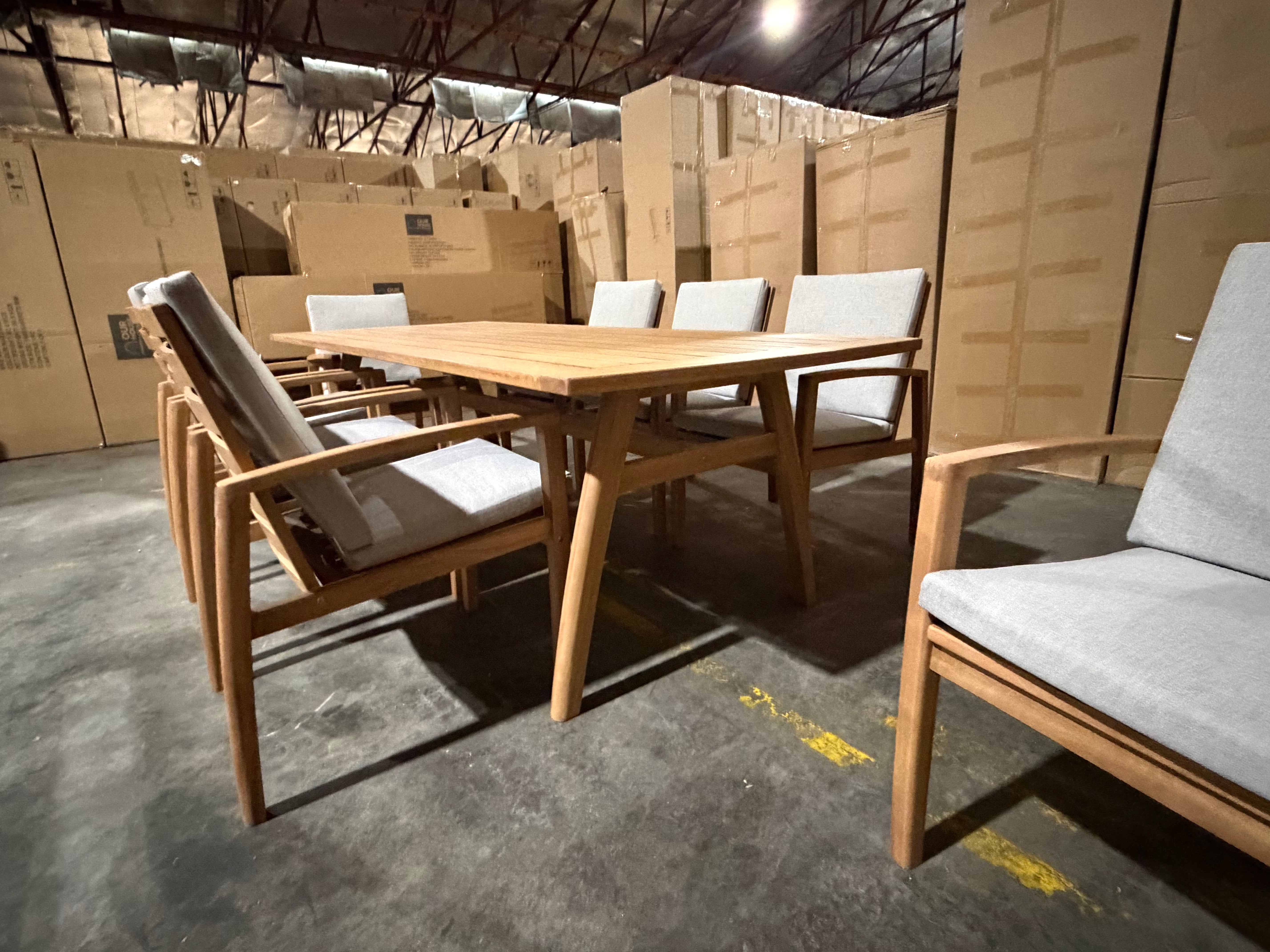 Sawyer 9pce Outdoor Setting 2400 table 8 X Chairs