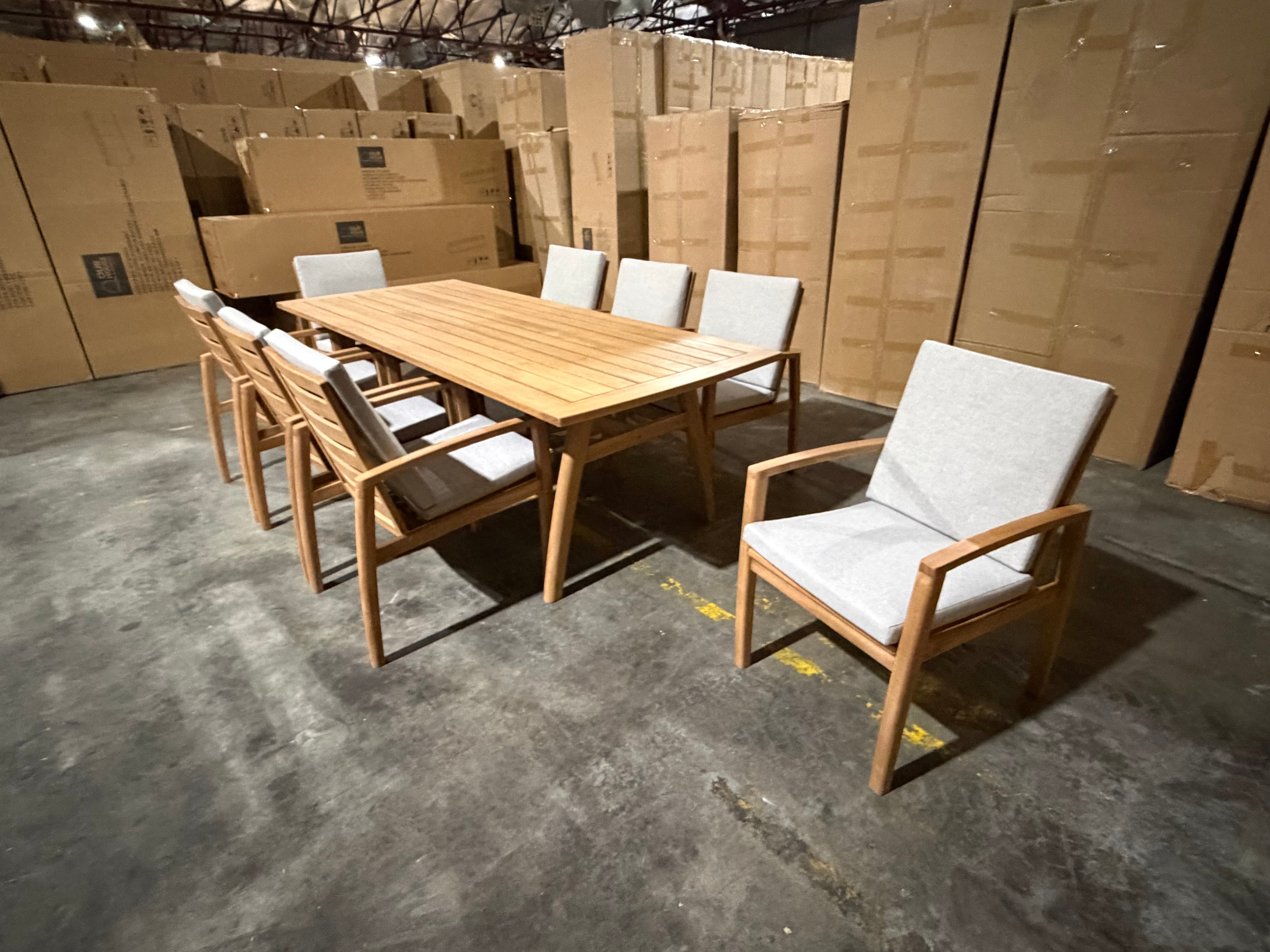 Sawyer 9pce Outdoor Setting 2400 table 8 X Chairs