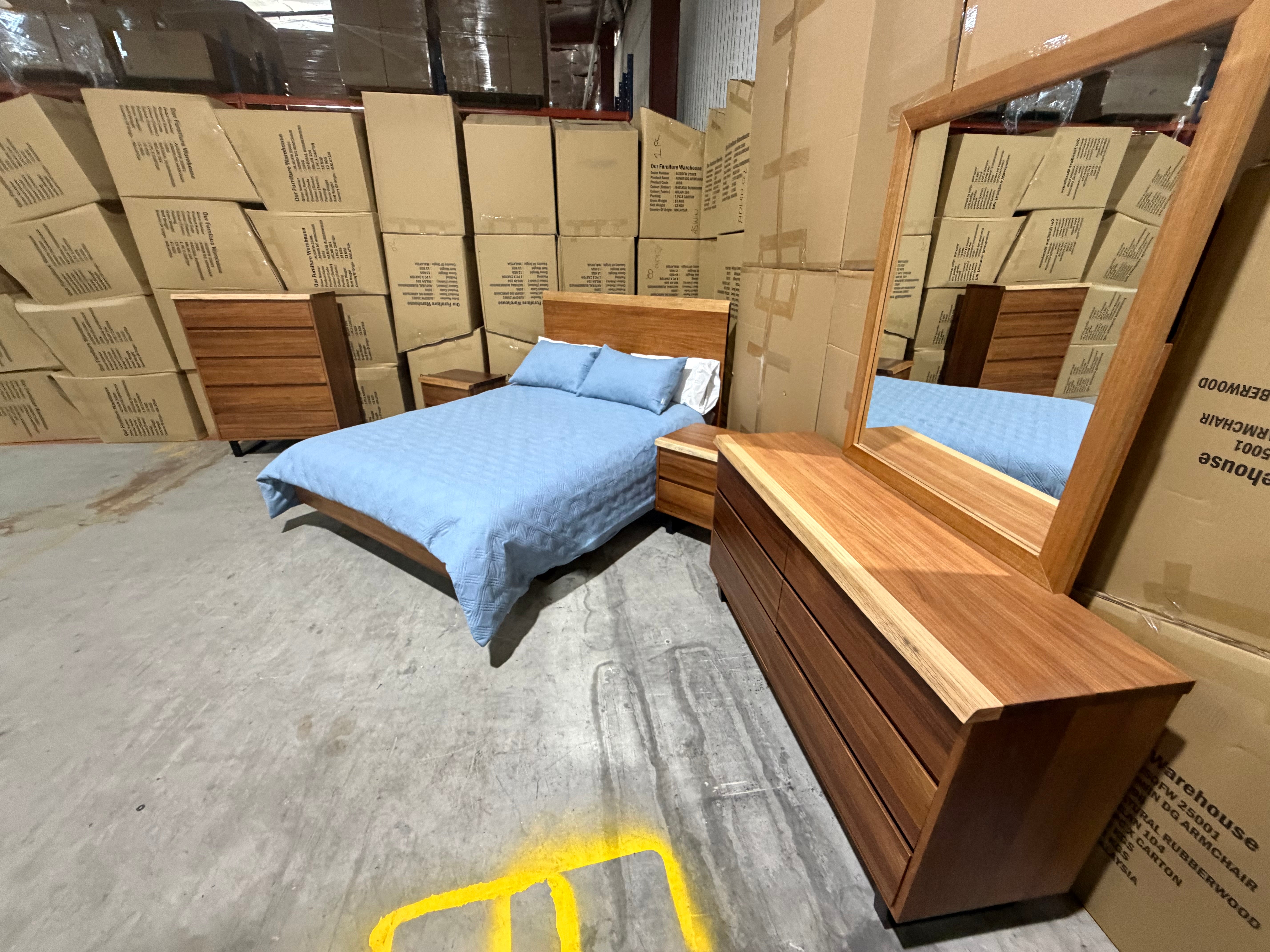 Highland 4 Piece Bedroom Dresser Suite