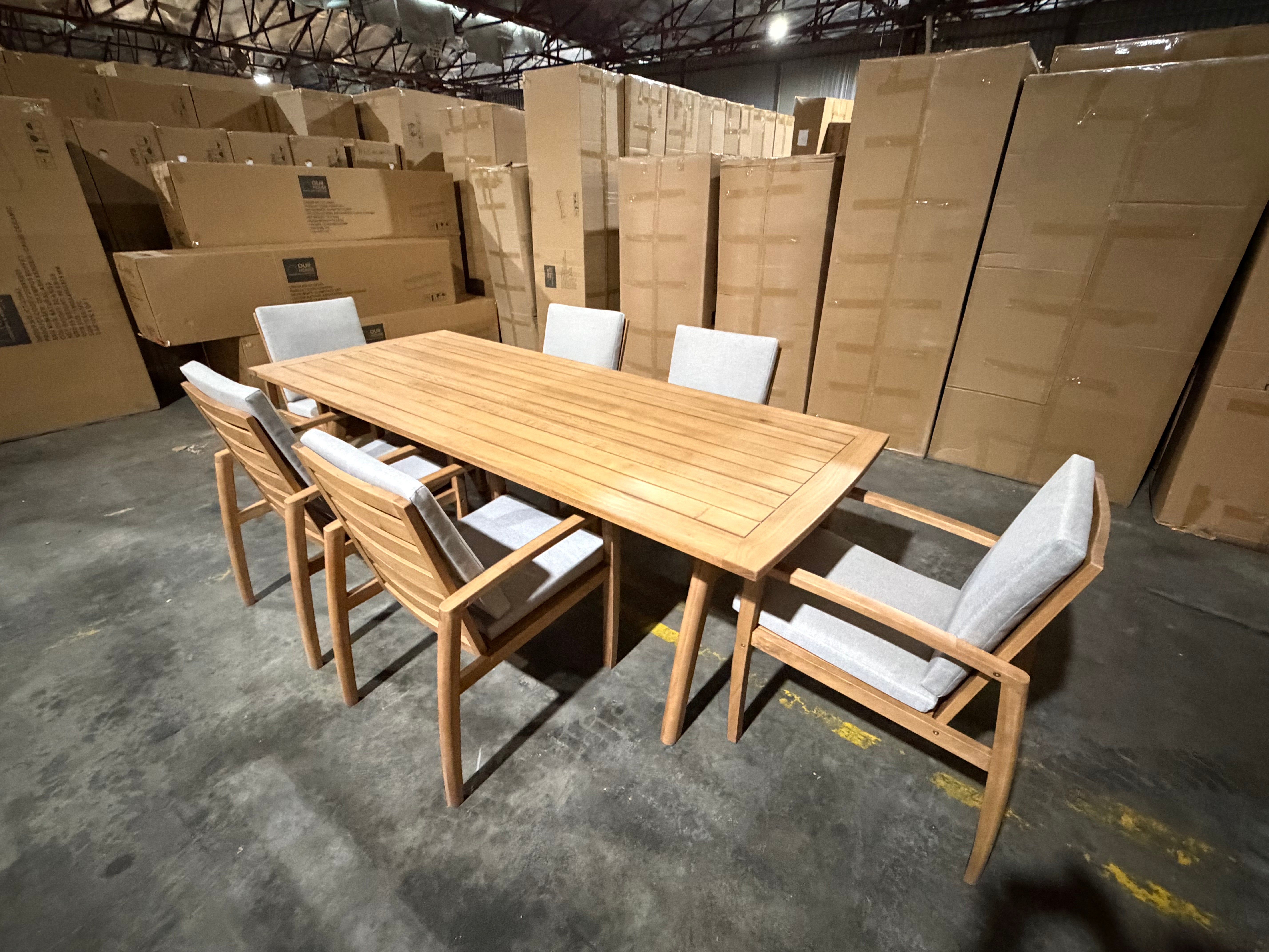 Sawyer 7 PCE Outdoor Setting 2100 table 6 X Chairs