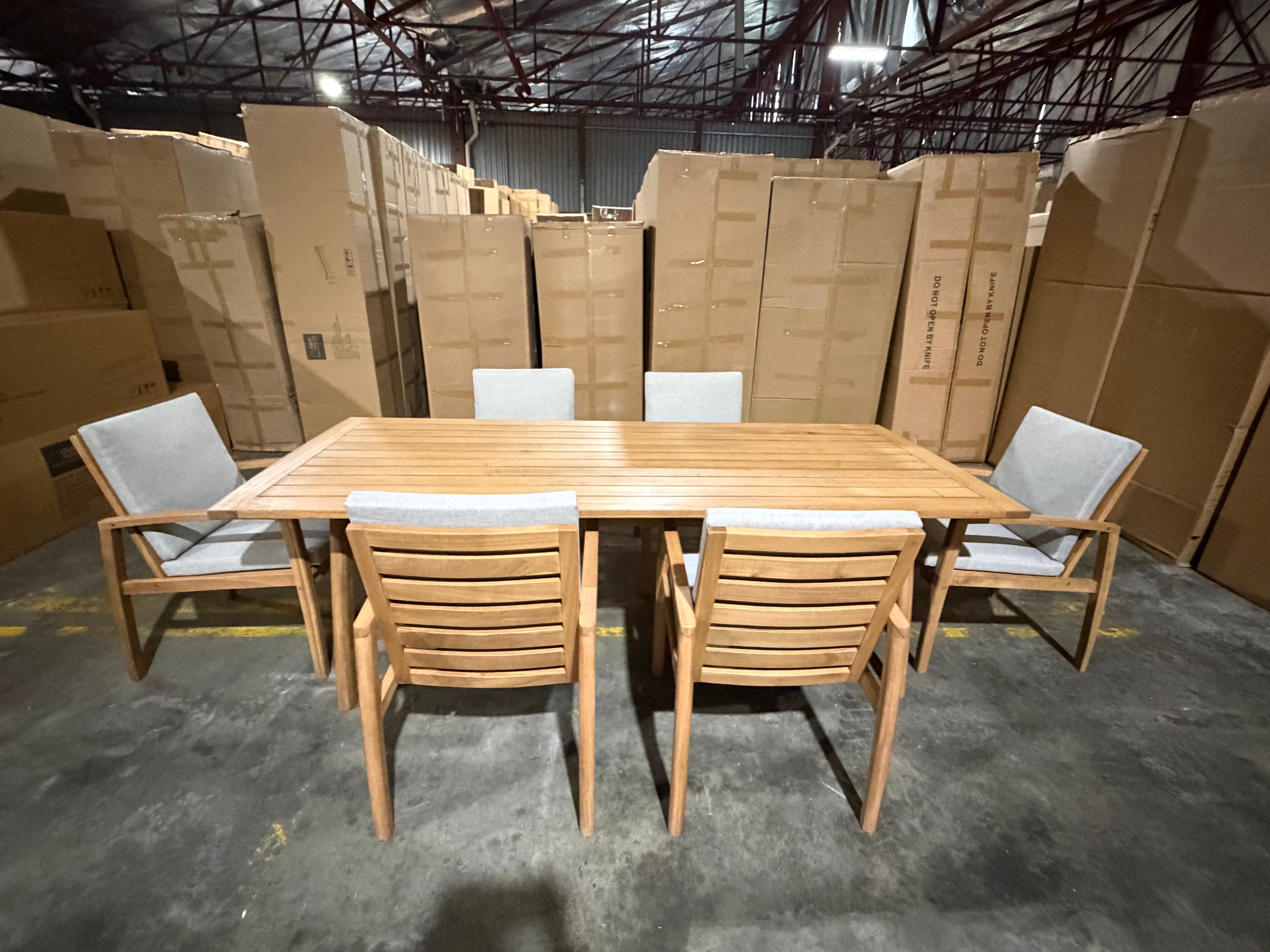 Sawyer 7 PCE Outdoor Setting 2100 table 6 X Chairs