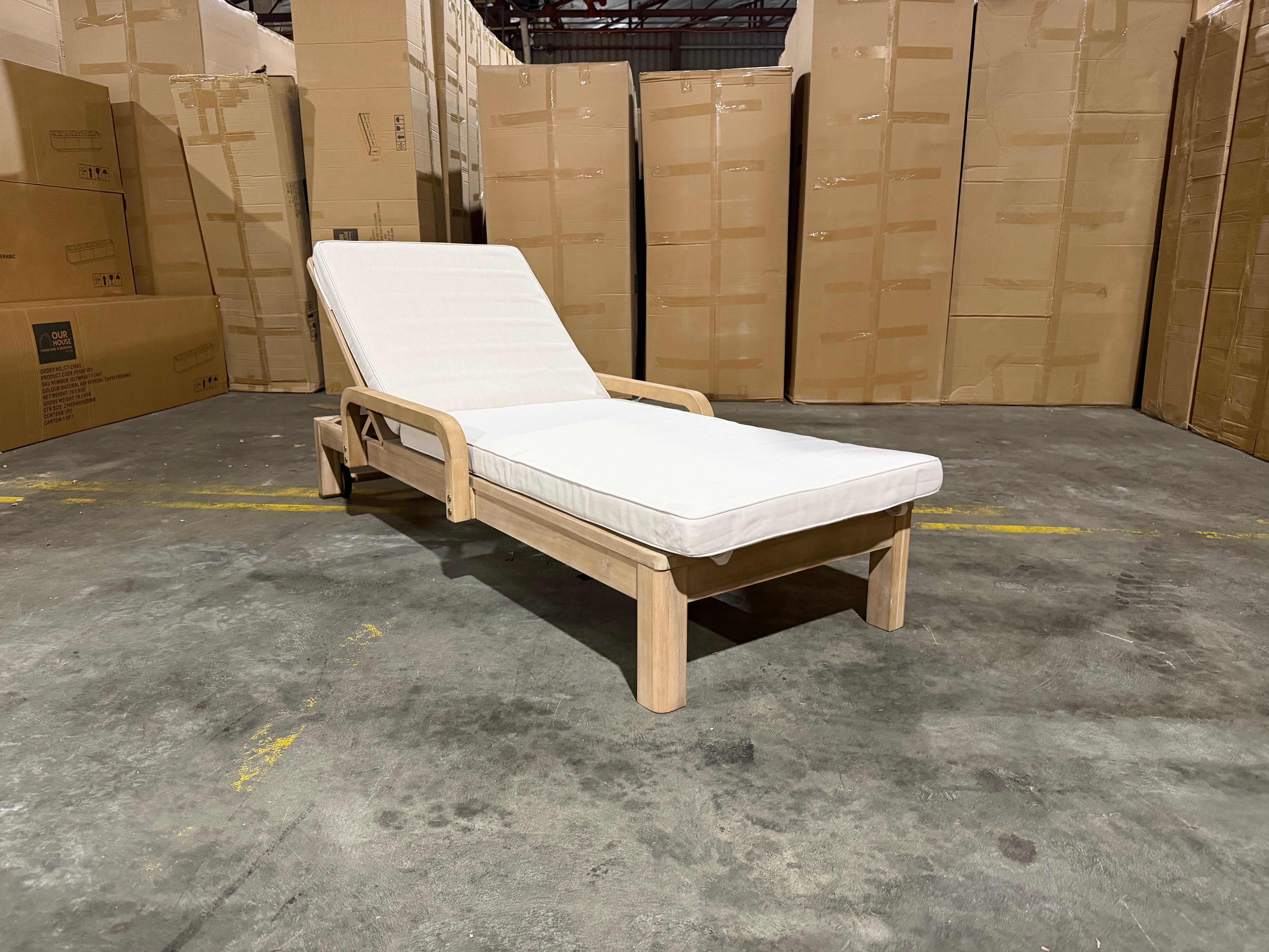 Replay Outdoor Setting Sunlounge With Cushion
