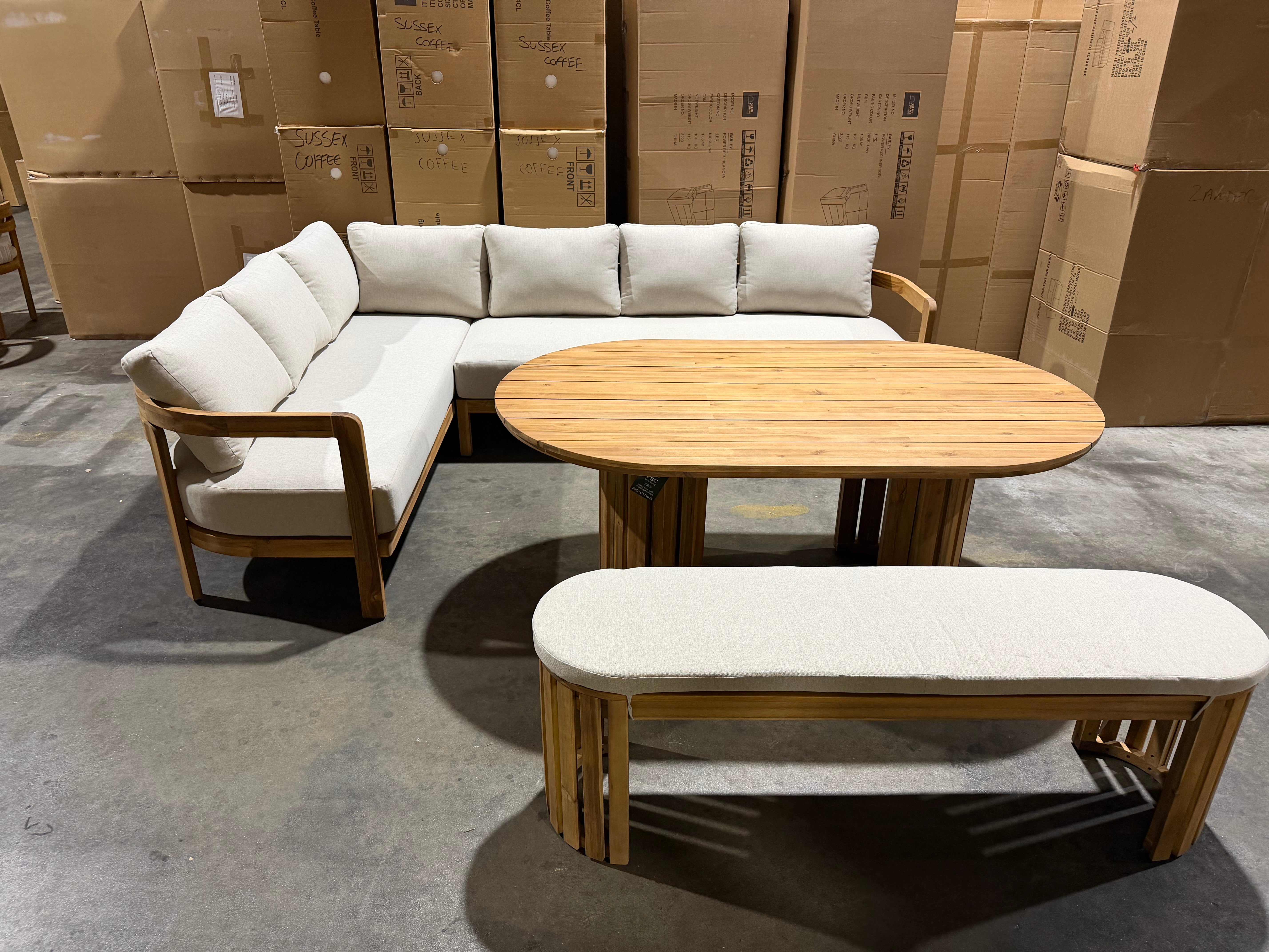 Volare Outdoor Dining Setting CNR Lounge 1700 Table & Bench Seat