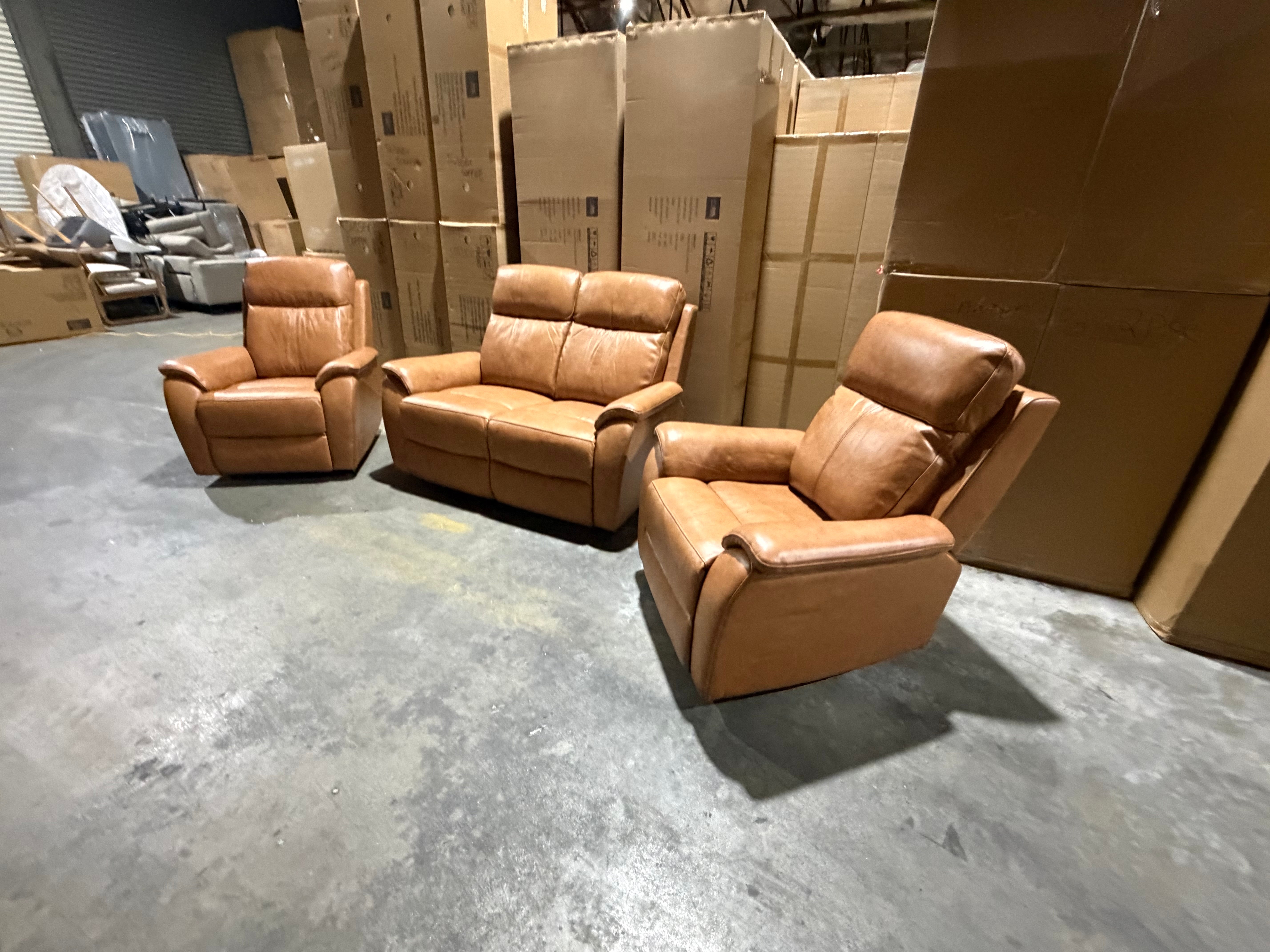 ICON 2+1+1 PACKAGE IN Tan Triple Motion