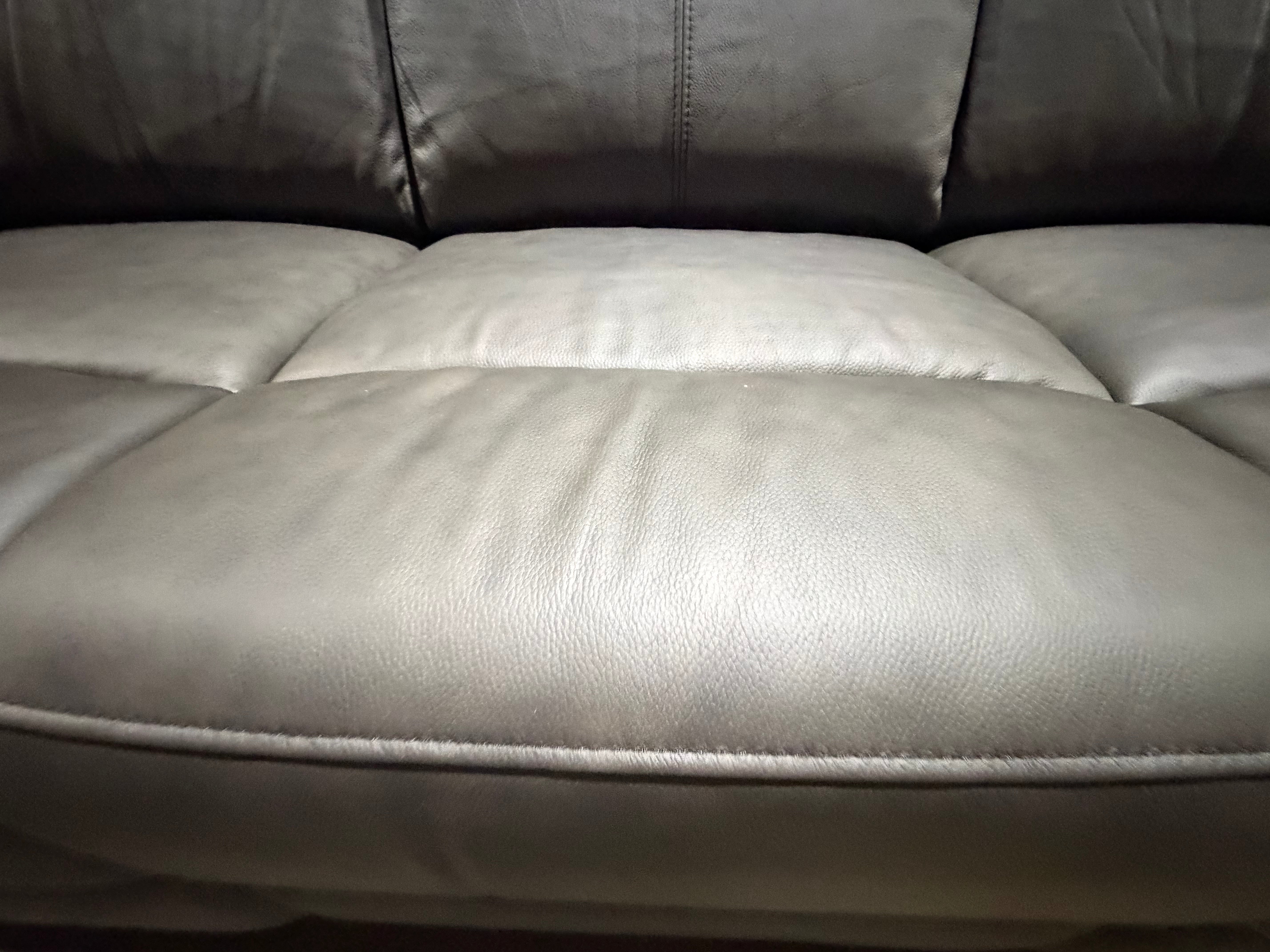 Icon 3 Seater With Triple Mech Electric Seat, Headrest & Lumbar In Matte Black