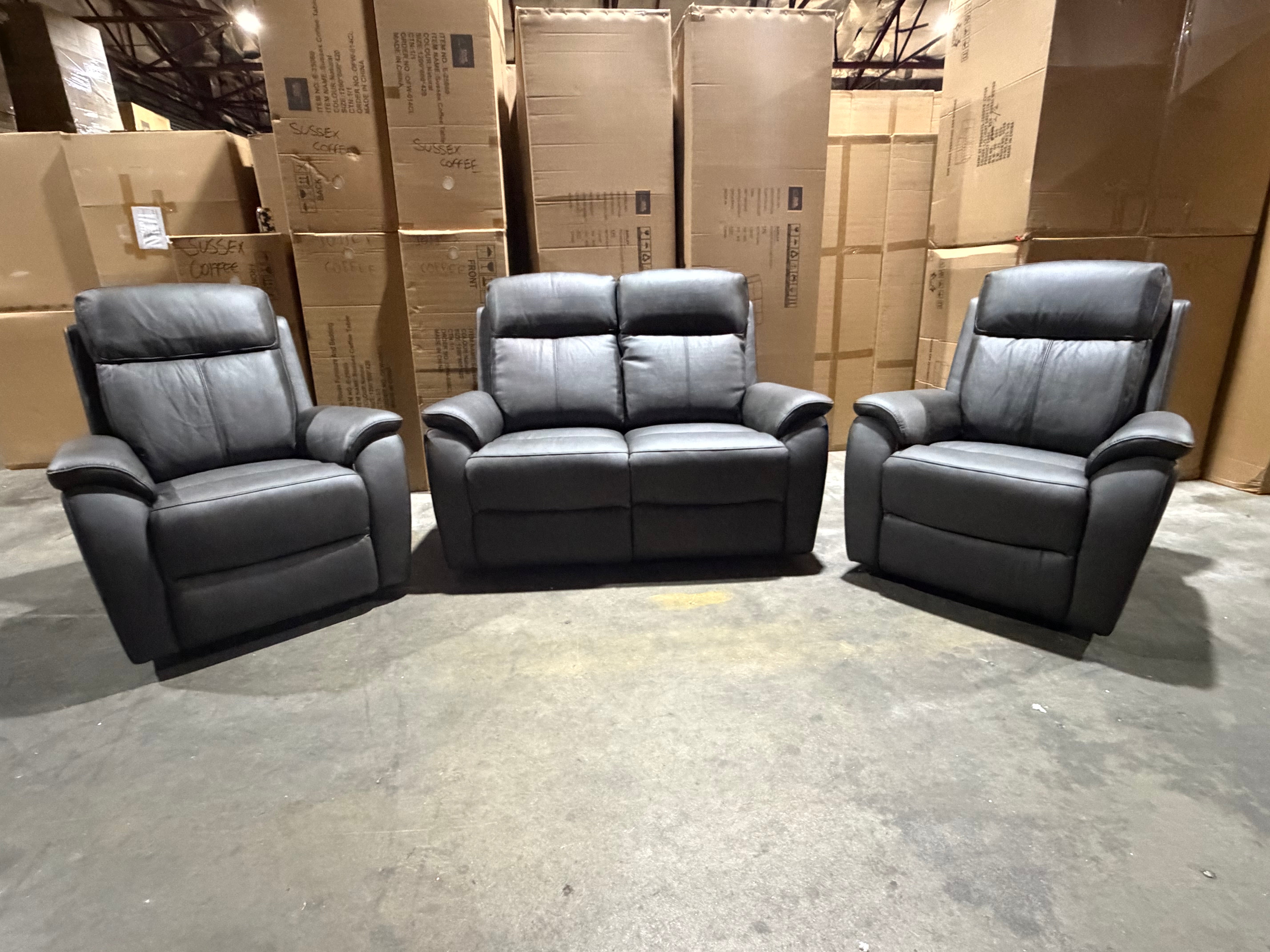 Icon 2+1+1 Lounge Package In Matte Black Triple Motion