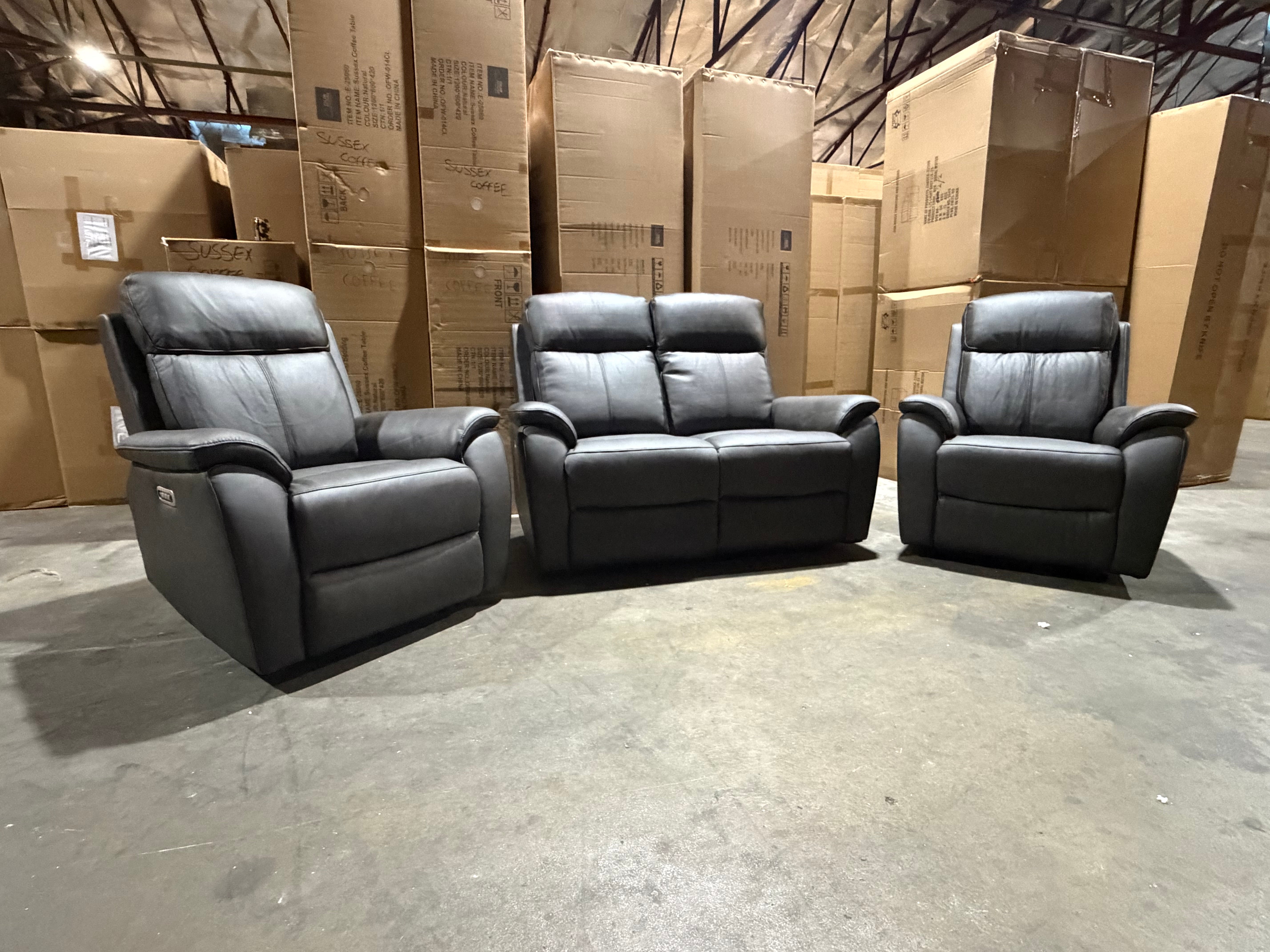 Icon 2+1+1 Lounge Package In Matte Black Triple Motion
