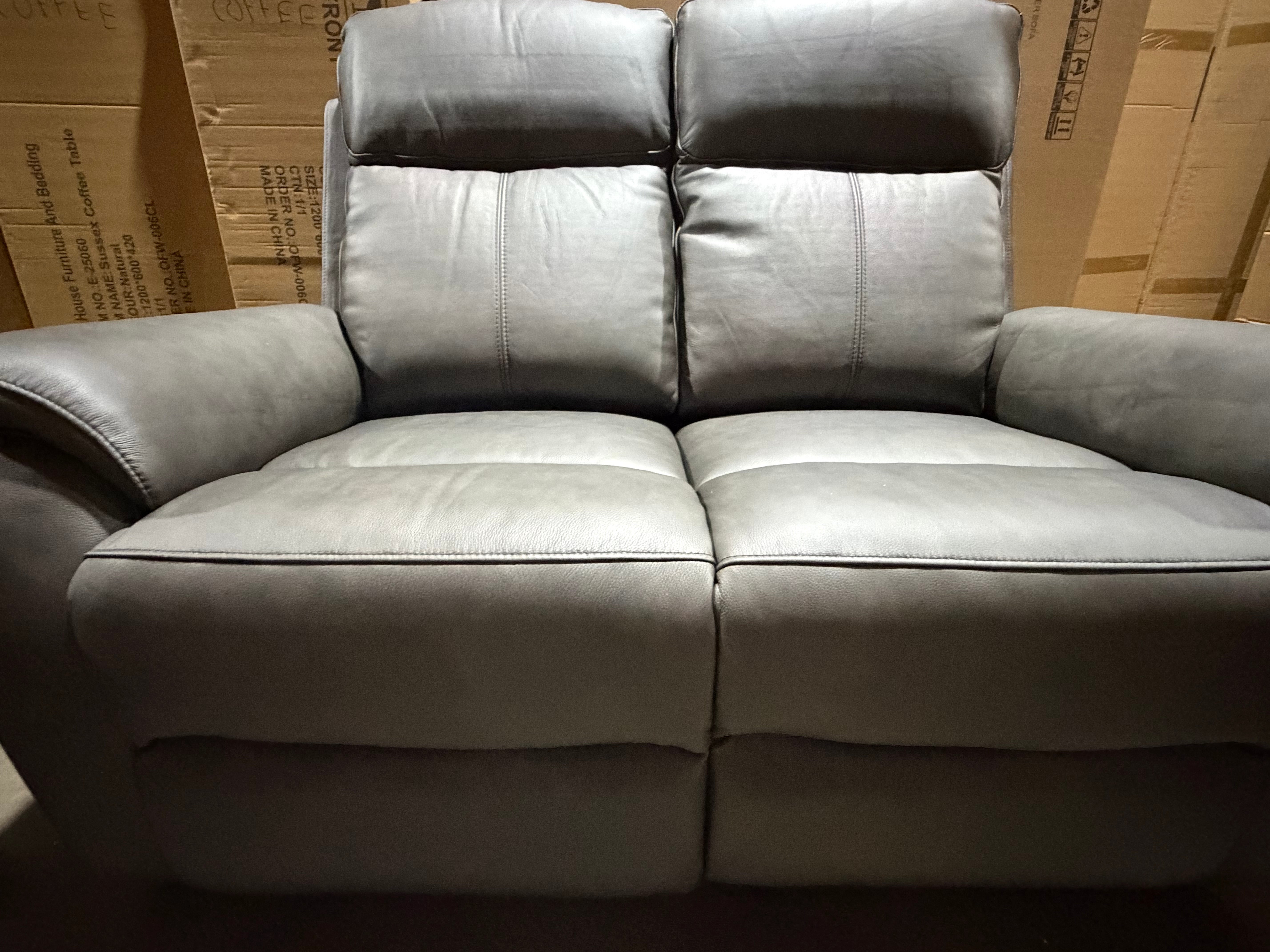 Icon 2+1+1 Lounge Package In Matte Black Triple Motion