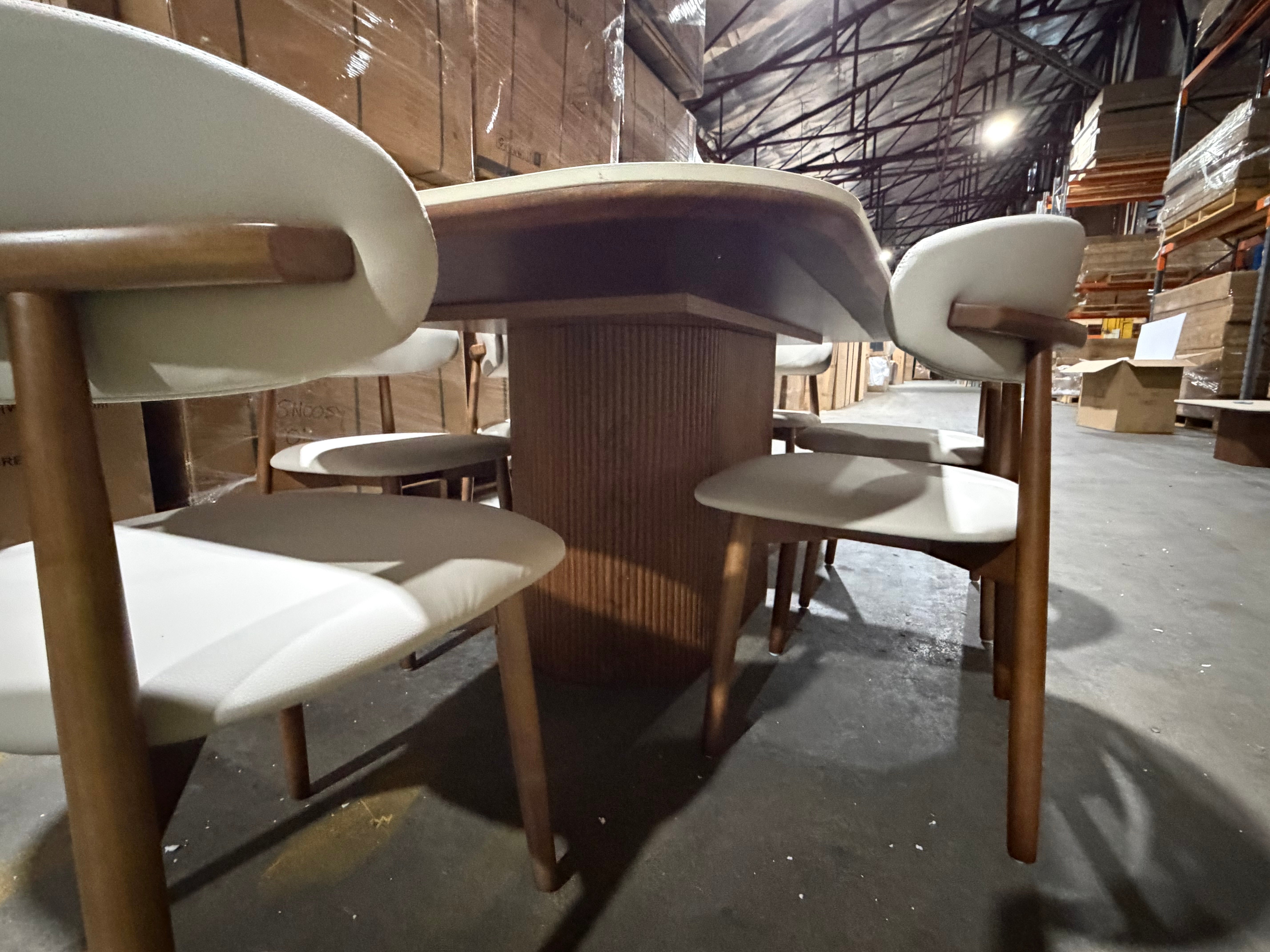 Texas 7pce Dining Setting 1800 Table & 6X PU Chairs