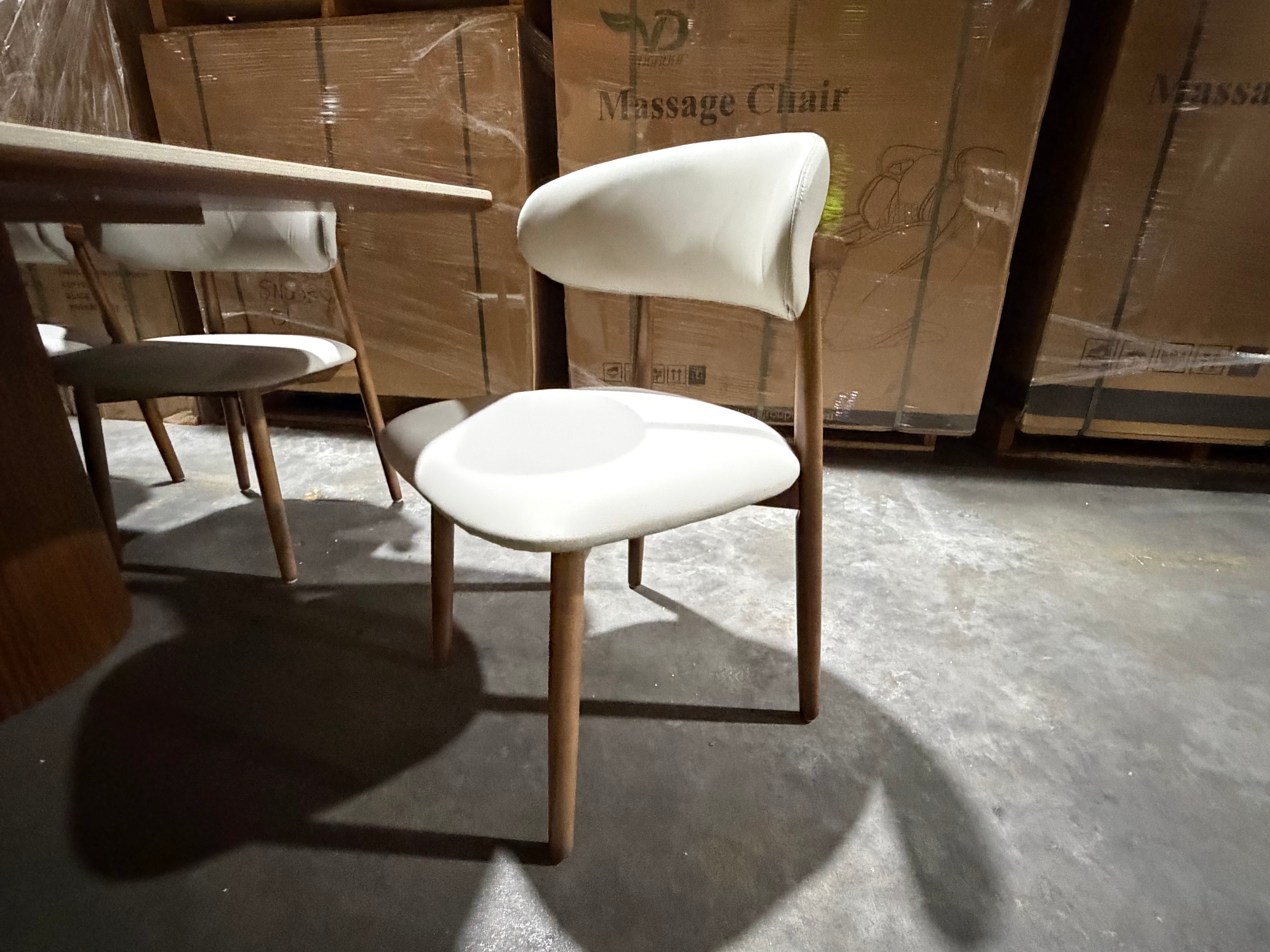 Texas 7pce Dining Setting 1800 Table & 6X PU Chairs