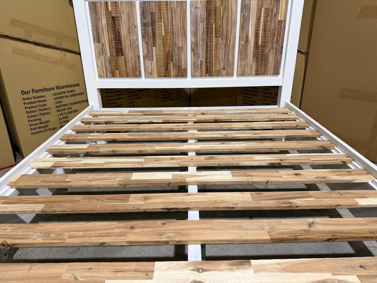 Springbrook Bedroom Range 4 Piece Queen Bedroom Dresser Suite