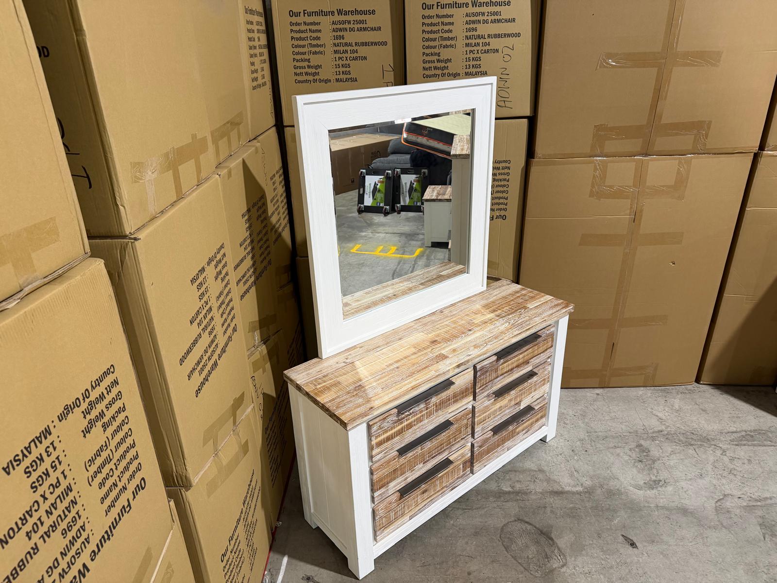 Springbrook Bedroom Range 4 Piece Queen Bedroom Dresser Suite