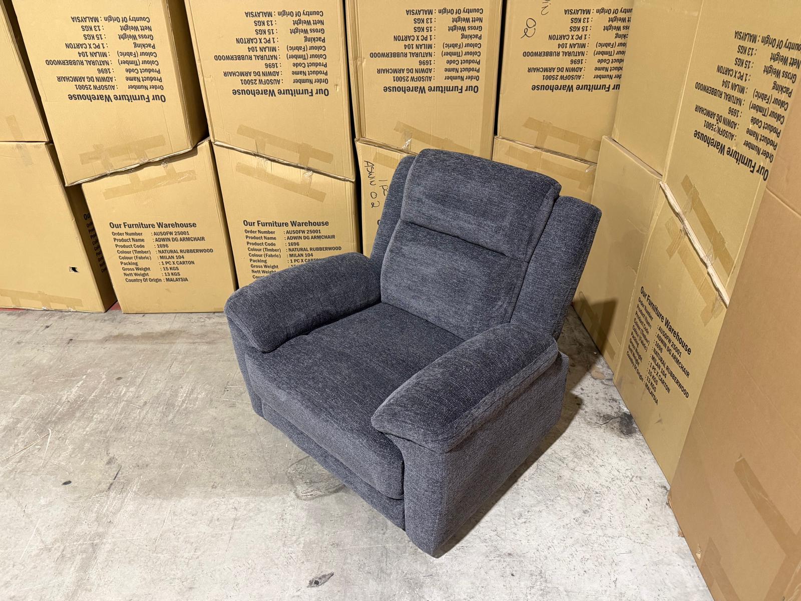 Pilot 2+1+1 Electric Recliners in Licorice