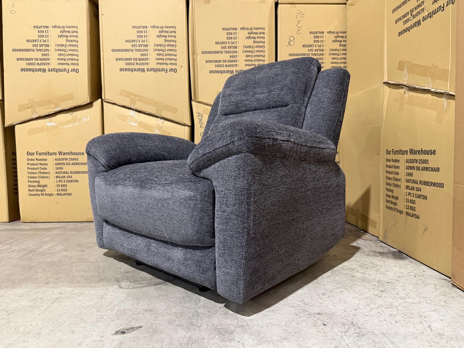 Pilot 3+1+1 Electric Recliners in Licroice