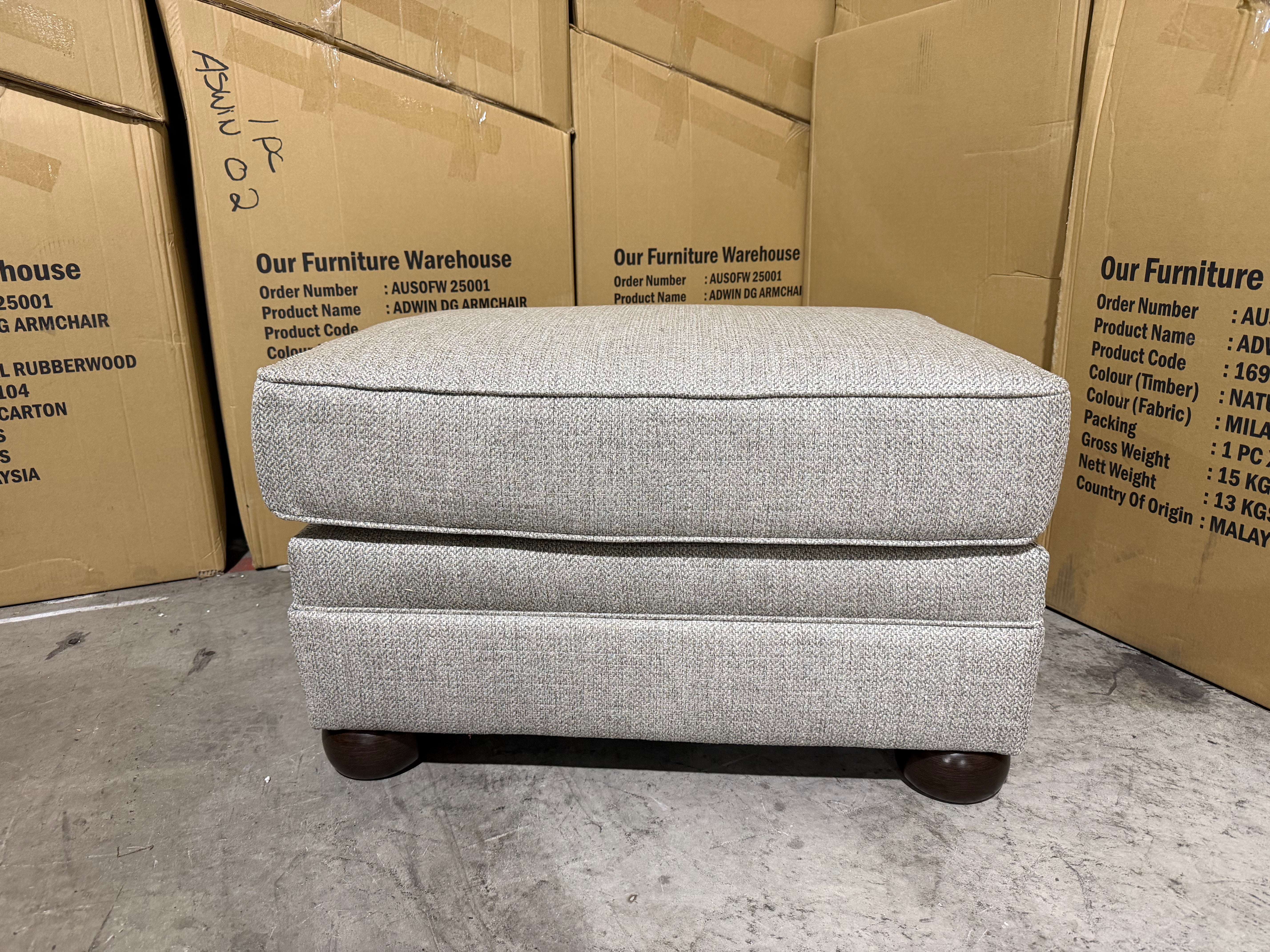Regent Ottoman In Beige