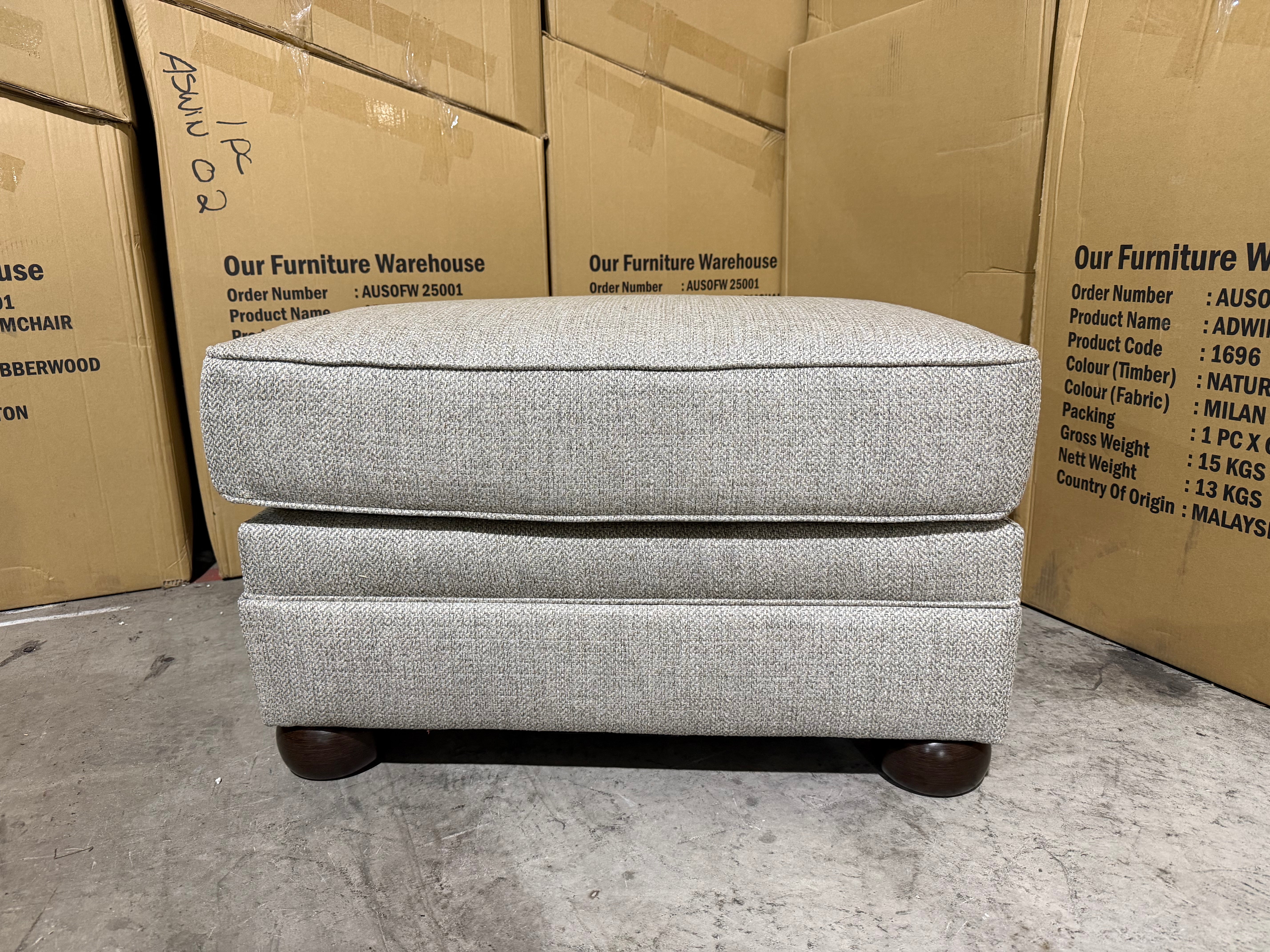 Regent Ottoman In Beige
