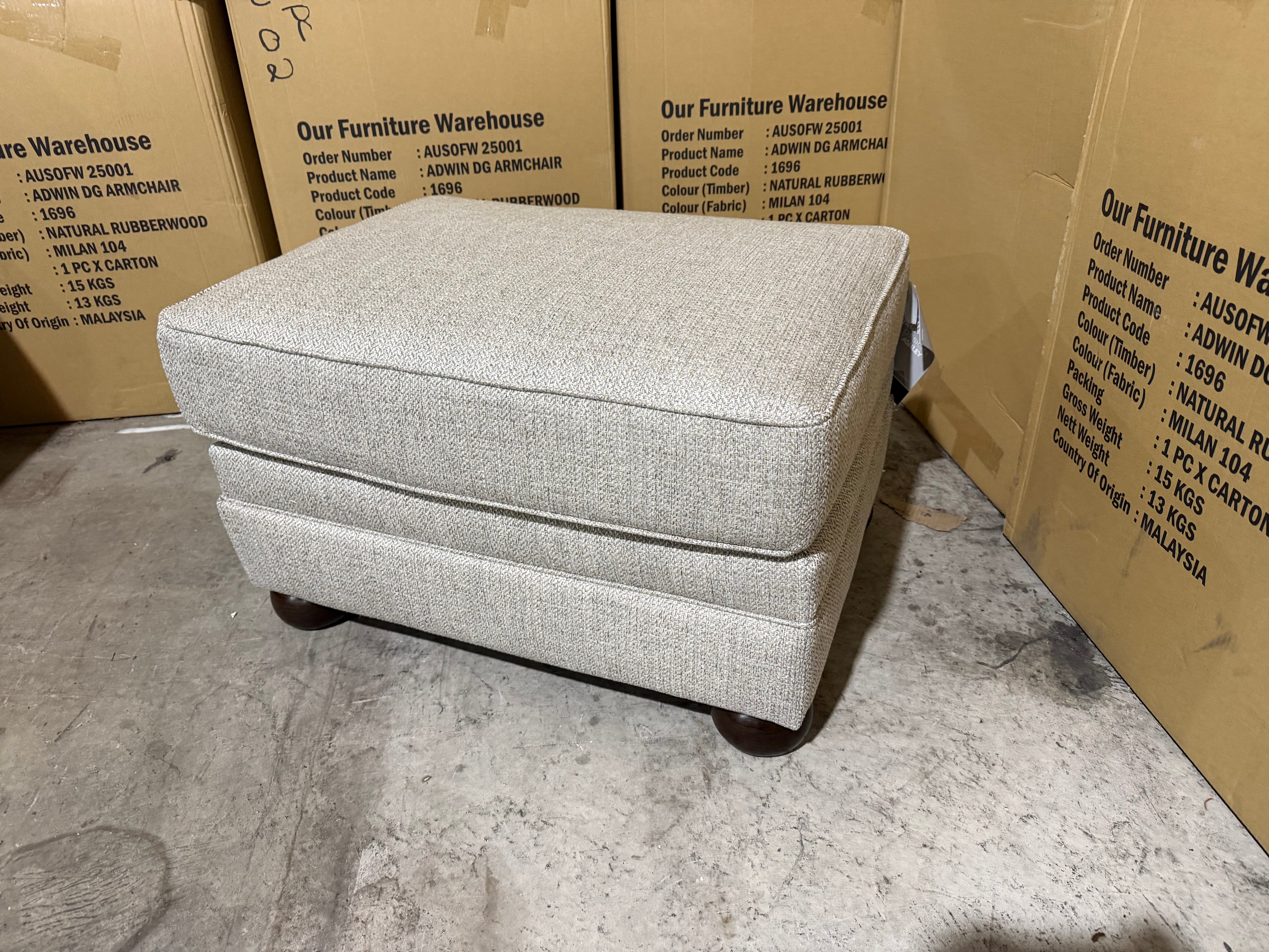 Regent Ottoman In Beige