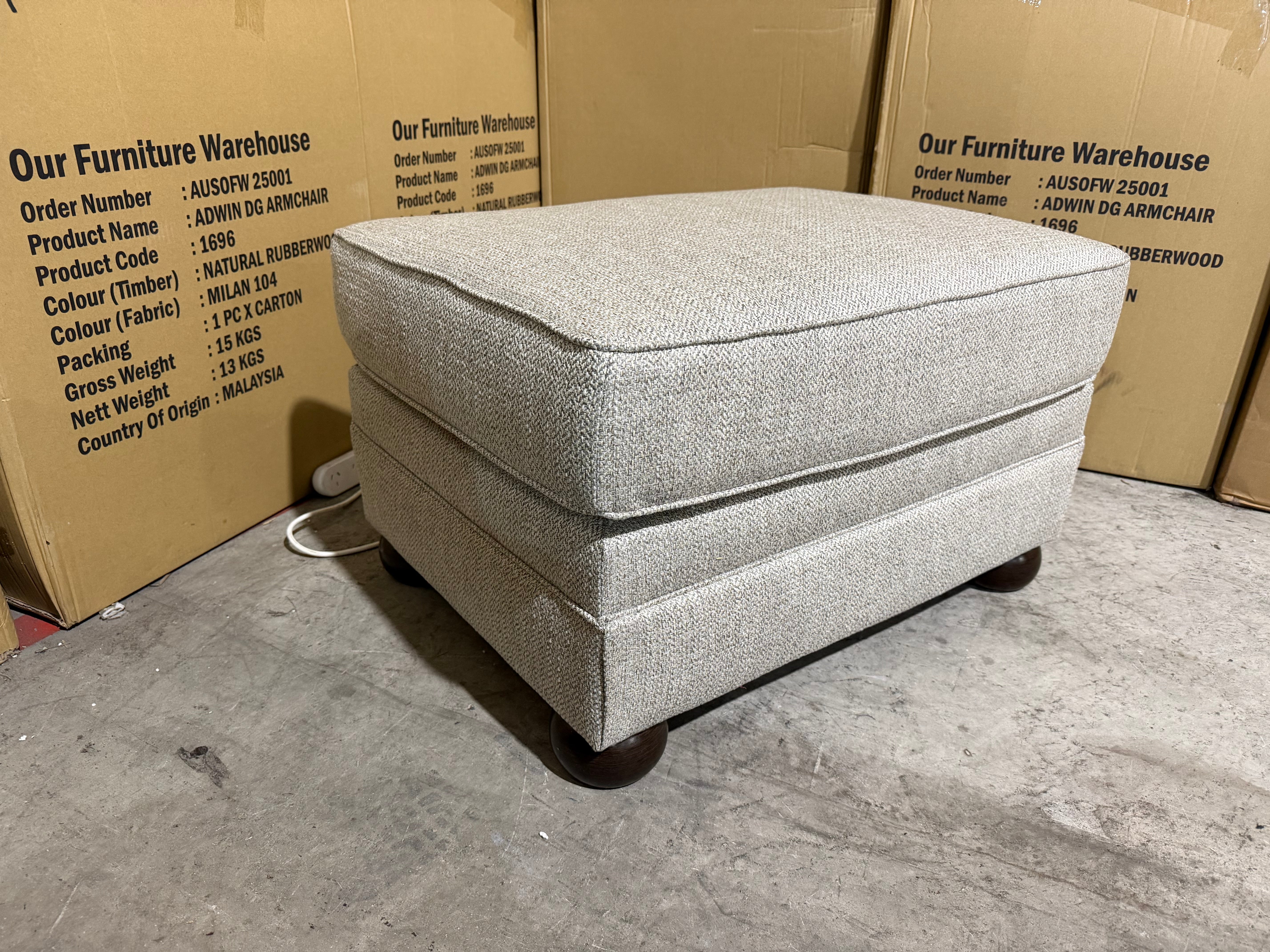 Regent Ottoman In Beige