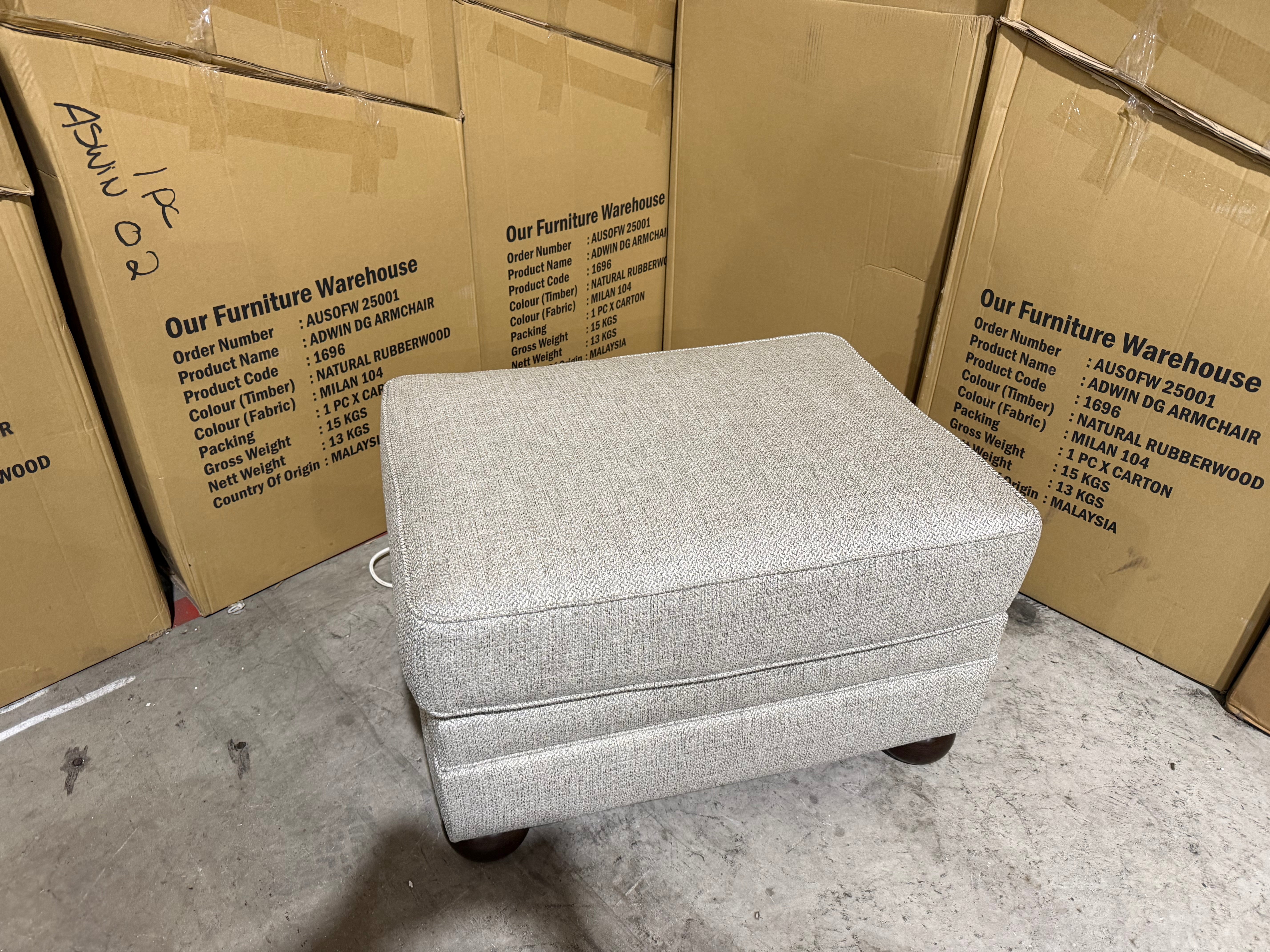Regent Ottoman In Beige